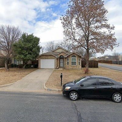 1600 Yorkshire St, Fort Worth, TX 76134