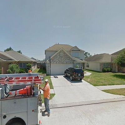 16018 Pin Oak Ridge St, Houston, TX 77073