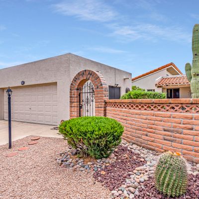 1611 W Agave Ln, Green Valley, AZ 85622