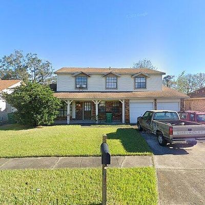 2027 Spanish Oaks Dr, Harvey, LA 70058