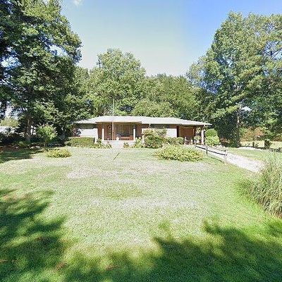 203 Maple Park Dr, Williamston, SC 29697