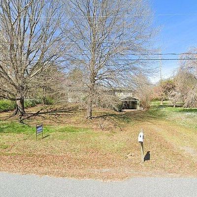 206 Bennett Rd, Stony Point, NC 28678