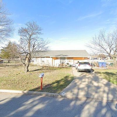 206 N Elk Dr, Cache, OK 73527