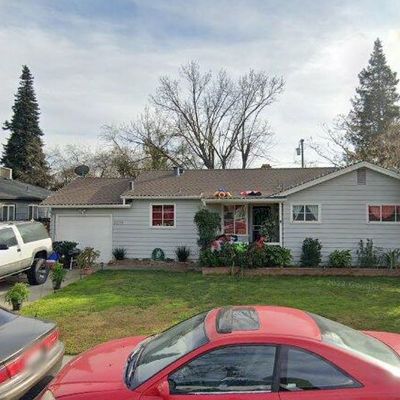 2074 W Sonoma Ave, Stockton, CA 95204