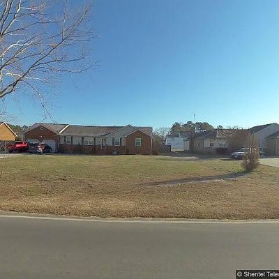 2082 Nansemond Pkwy, Suffolk, VA 23434