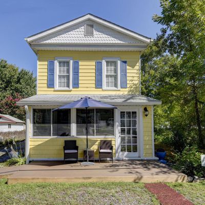 209 Hawthorn St, Colonial Beach, VA 22443