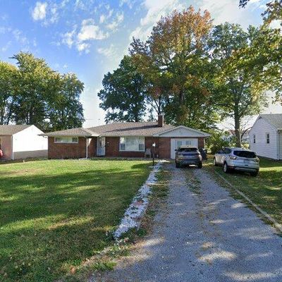 21 Friendly Dr, Belleville, IL 62226