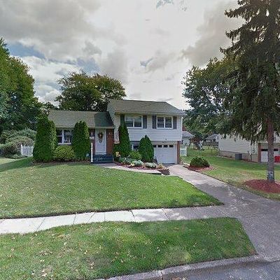 21 Meadow Lark Rd, Stratford, NJ 08084