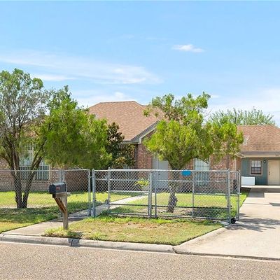 2110 Woodstone St, Edinburg, TX 78542