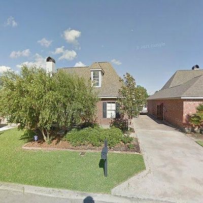 2119 La Cache Dr, Lake Charles, LA 70601