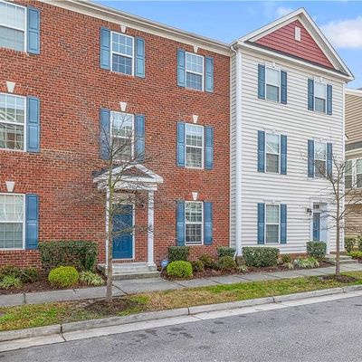 212 Breccia Ln, Virginia Beach, VA 23462