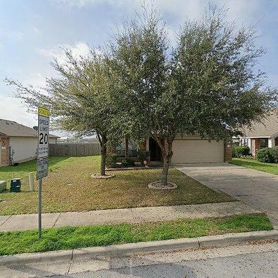 213 Hyltin St, Hutto, TX 78634