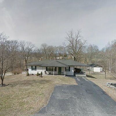 214 Clear Lake Dr, Jacksboro, TN 37757