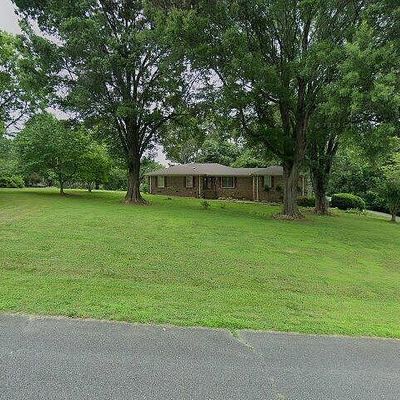 215 Hillside Dr, Monroe, NC 28112