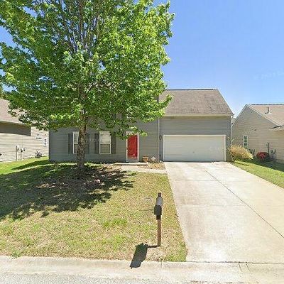 215 Garfield Ln, Simpsonville, SC 29681