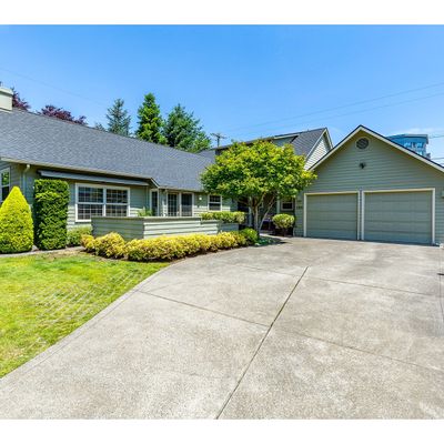 2155 Westwood Ln, Eugene, OR 97401