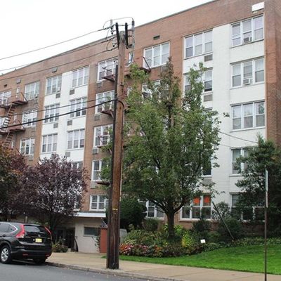 2160 Center Ave #5 H, Fort Lee, NJ 07024