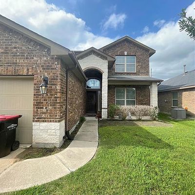 1938 Bravos Manor Ln, Fresno, TX 77545