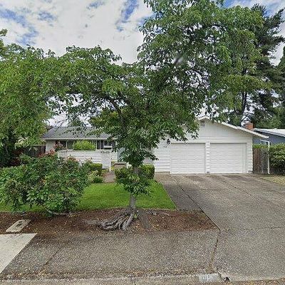 1955 Montreal Ave, Eugene, OR 97408