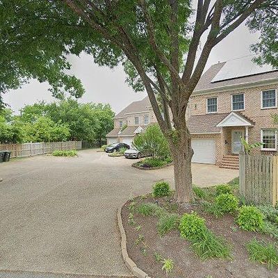 2 Curtis Ln, Hampton, VA 23669