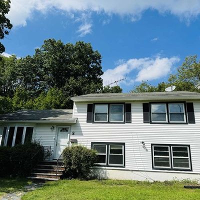 2 Macopin Dr, Livingston, NJ 07039