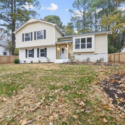 20 Lynn Rd, Raleigh, NC 27609