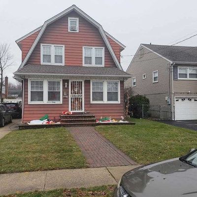 20 Nassau Blvd, Malverne, NY 11565