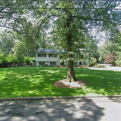 239 Donny Brook Dr, Allendale, NJ 07401