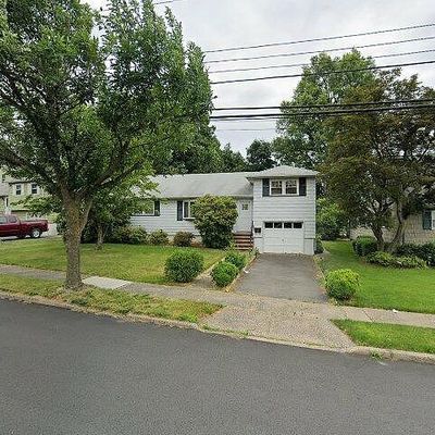 24 Patricia Pl, Clifton, NJ 07012