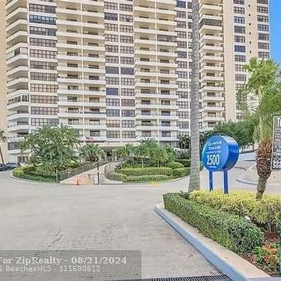 2500 Parkview Dr #814, Hallandale Beach, FL 33009