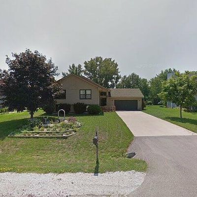 2523 Catherine Dr, Caledonia, WI 53402