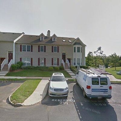 259 Columbus Dr, Franklin Park, NJ 08823