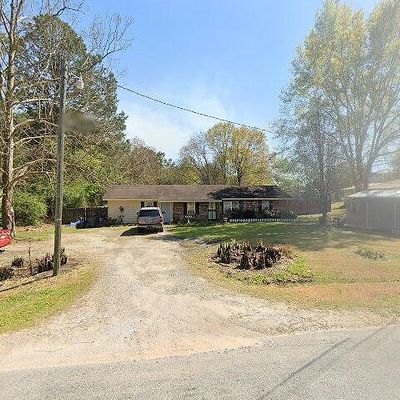 2594 S Tallassee Dr, Tallassee, AL 36078