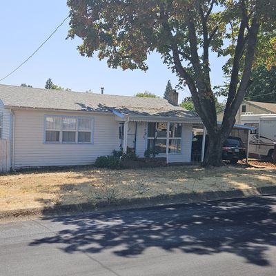 261 Nw Cecil Ave, Roseburg, OR 97470