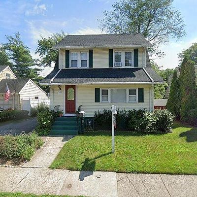 262 E Clinton Ave, Bergenfield, NJ 07621