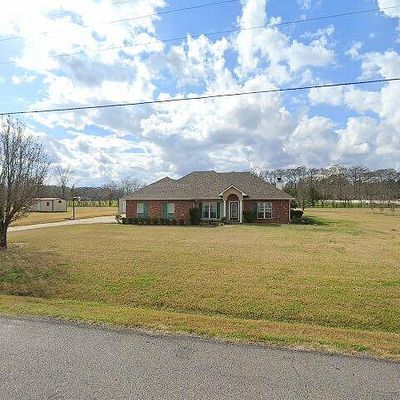 2642 Messina Rd, Boyce, LA 71409