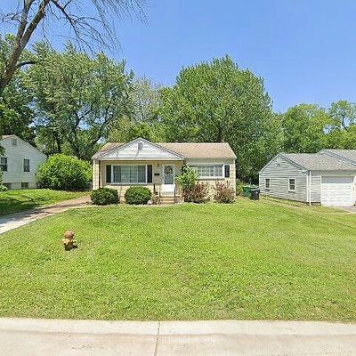 265 Saint Cornelius Ln, Florissant, MO 63031