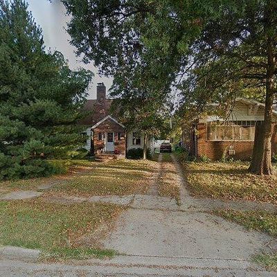 2204 Walnut St, Murphysboro, IL 62966