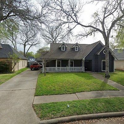 2206 Windmill Dr, Richmond, TX 77406