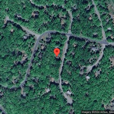 2210 Exeter Ct, Bushkill, PA 18324