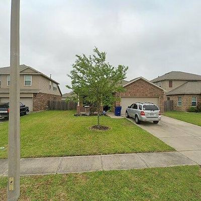 2210 Garnet Ct, Texas City, TX 77591