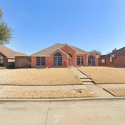 2212 Austin Dr, Mesquite, TX 75181