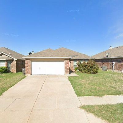 2216 Halladay Trl, Fort Worth, TX 76108