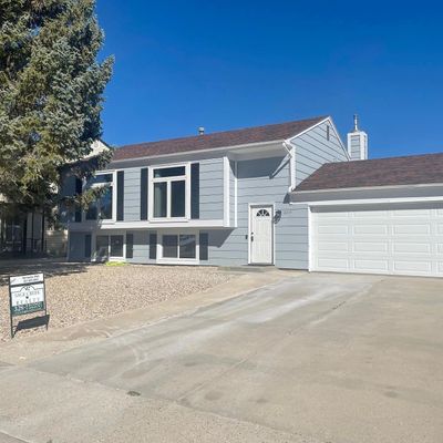 2219 Inverness Blvd, Rawlins, WY 82301