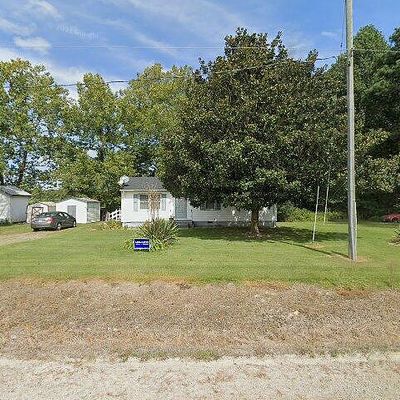 22215 Farmers Bridge Rd, Courtland, VA 23837