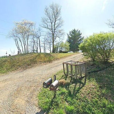 225 Haines Ridge Rd, Mount Morris, PA 15349