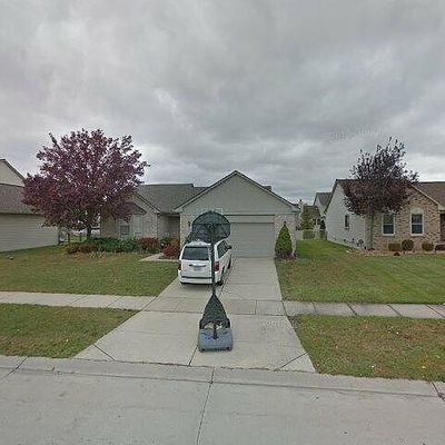 22571 Current Dr, Macomb, MI 48044