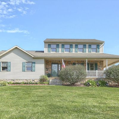 226 Ammon Rd, Elverson, PA 19520