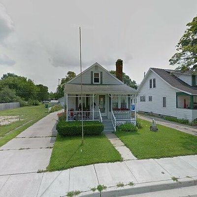 230 E Grout St, Gladwin, MI 48624