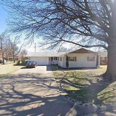 2309 Seminole St, Enid, OK 73703